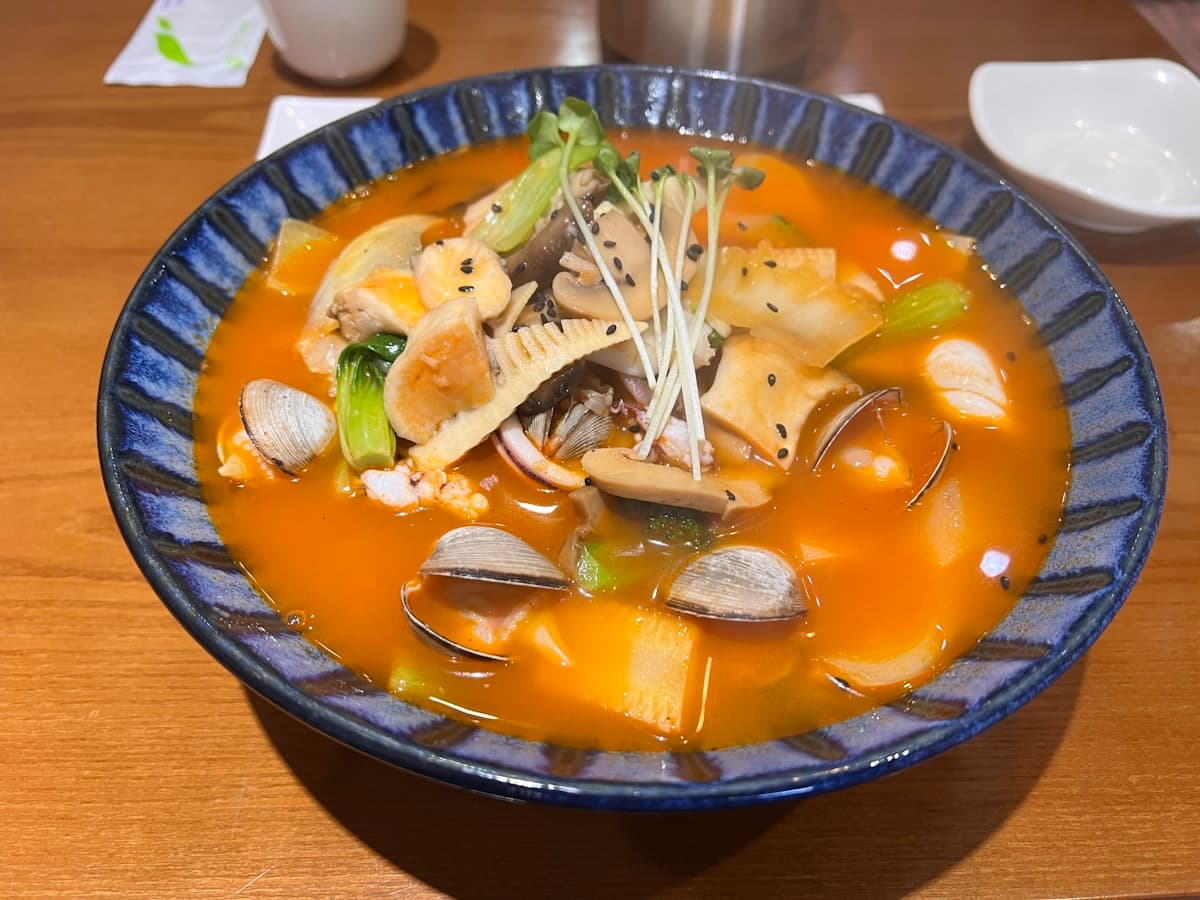 釜山グルメおすすめ15選!名物料理・海鮮から人気店まで完全ガイド