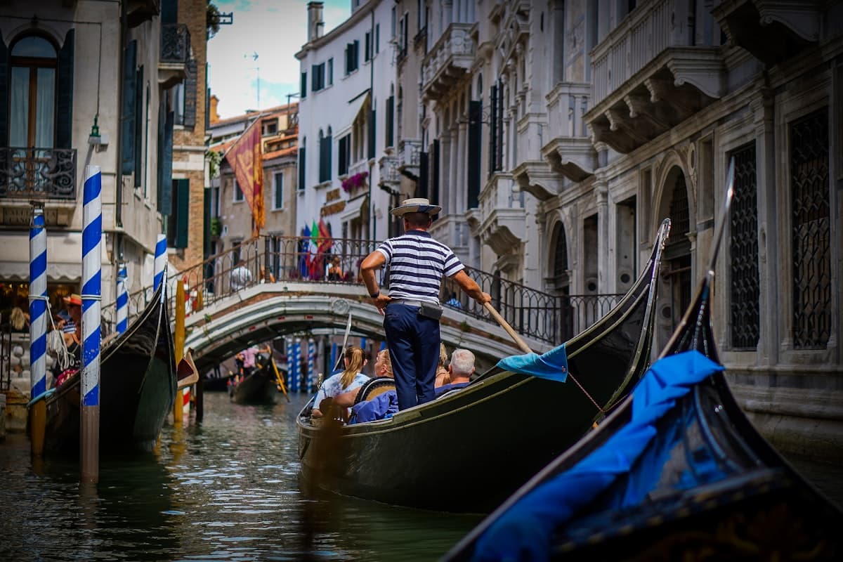 イタリア旅行の費用はいくら?航空券・宿泊費など予算の内訳と節約のコツを紹介