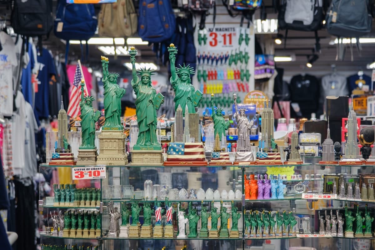 アメリカ旅行のお土産おすすめ30選!定番お菓子からコスメ・雑貨まで紹介