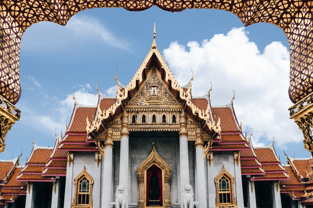 タイ観光は危険?旅行前に知っておくべき治安情報と安全対策を徹底解説