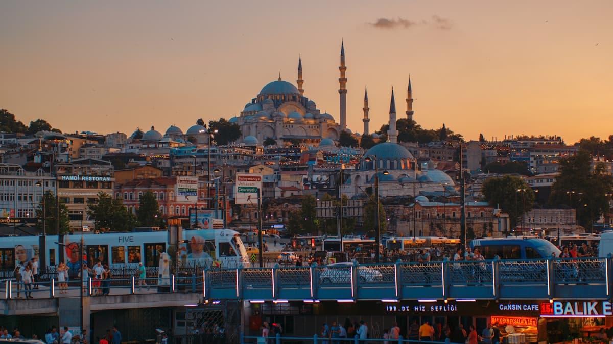 【2026年最新】トルコ旅行の費用はいくら?5泊7日の予算と節約術を解説